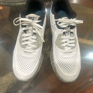 Nike air max tennis shoes:11 white grey leather . Good Condition cond.